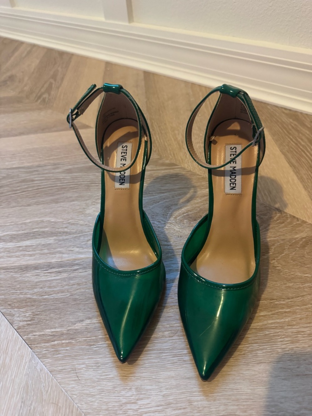 Steve Madden Green Patent Ankle-Strap Pointed Pumps